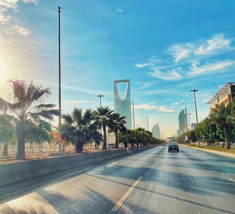 The Saudi Mid-Market Advantage: Why Now is the Time to Scale in KSA